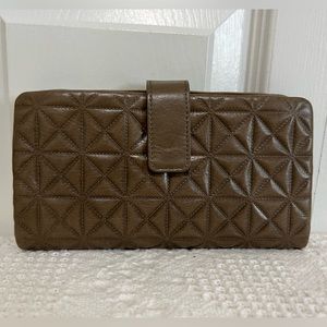 HOBO Issy Ash Embossed Leather Wallet